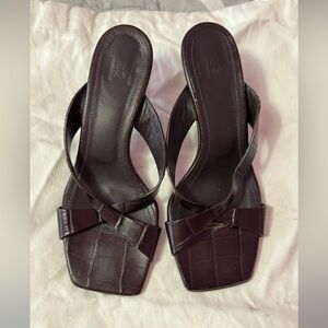 HELSA X Band Kitten Heel - Brown 5.5 $450